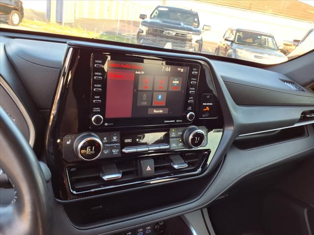 2022 Toyota Highlander 