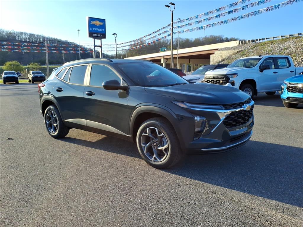 Cypress Gray Gbd 2026 Chevrolet Trax LT FWD SUV / Crossover Front-Wheel Drive Automatic