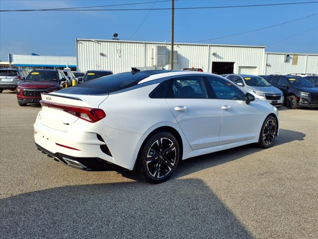 2022 Kia K5 
