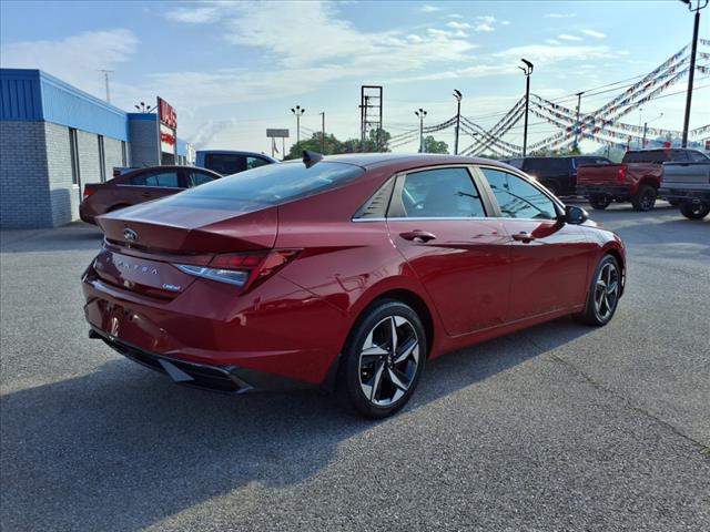 2023 Hyundai ELANTRA 