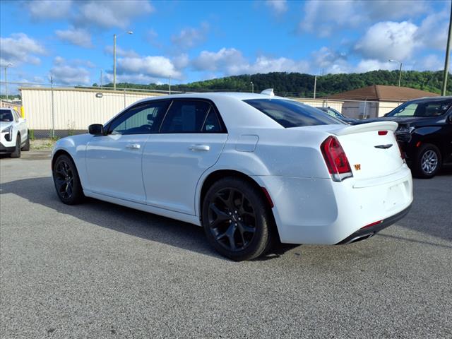 2021 Chrysler 300 