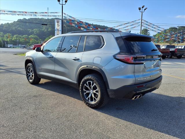 2024 GMC Acadia 