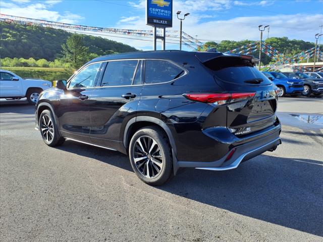 2022 Toyota Highlander XSE