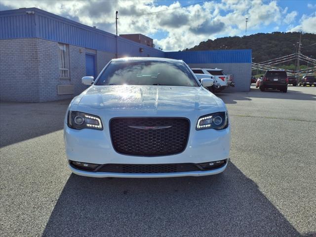 2021 Chrysler 300 
