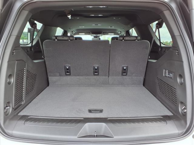 2025 Chevrolet Suburban LT