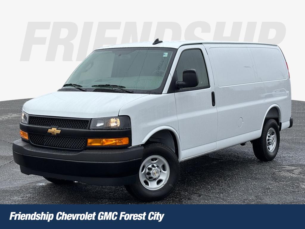 2025 Chevrolet Express 3500