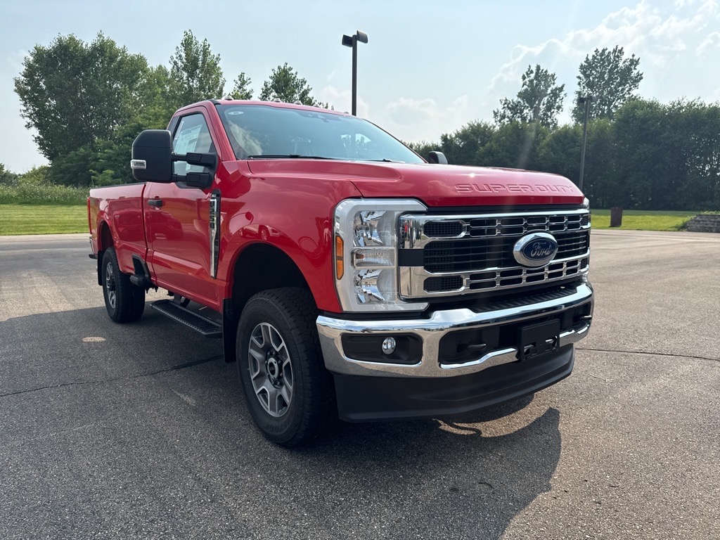 2025 Ford Super Duty F-250 XLT