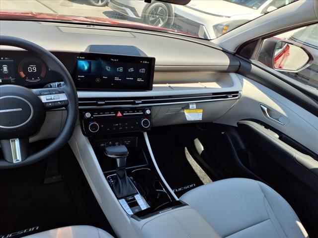 2025 Hyundai TUCSON SEL