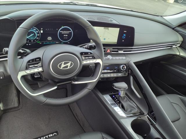 2025 Hyundai ELANTRA Hybrid Limited