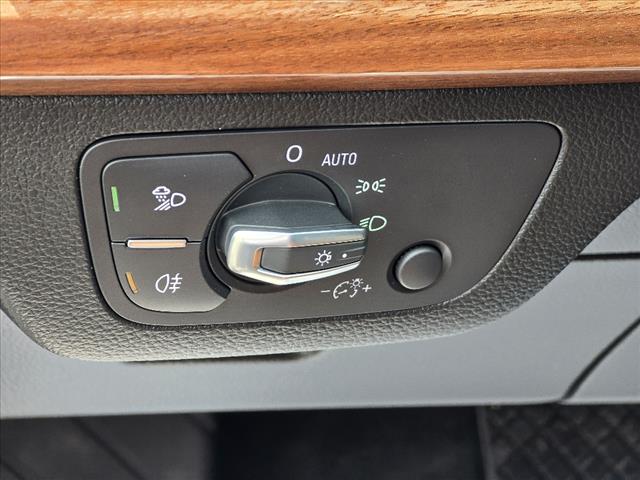 2022 Audi Q5 45 S line Premium quattro