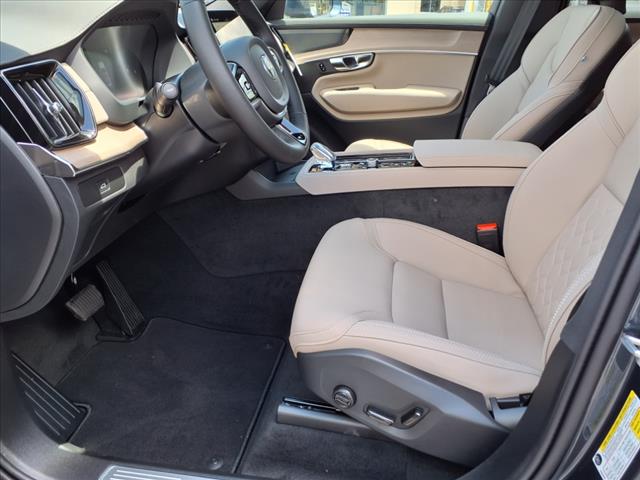 2025 Volvo XC90 B6 Plus 7-Seater 2025.5