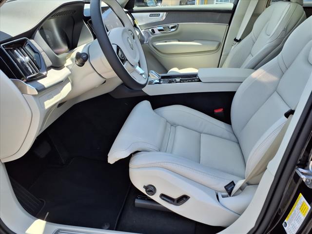 2025 Volvo XC90 B6 Ultra 2025.5