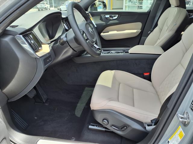 2026 Volvo XC60 T8 Plus