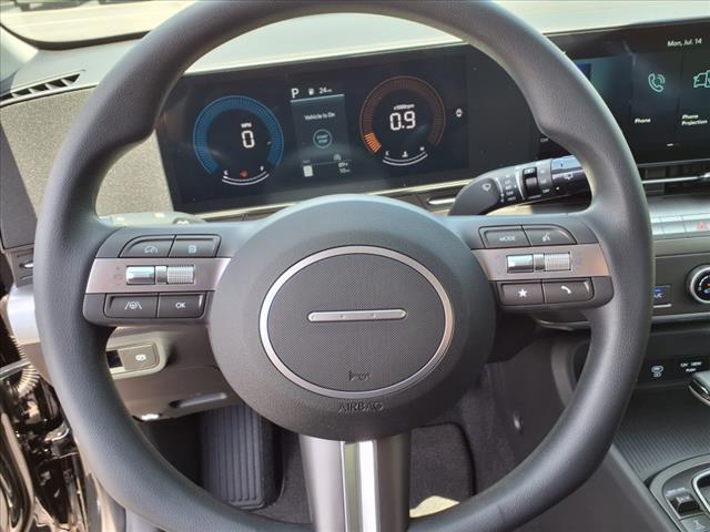 2025 Hyundai KONA SE