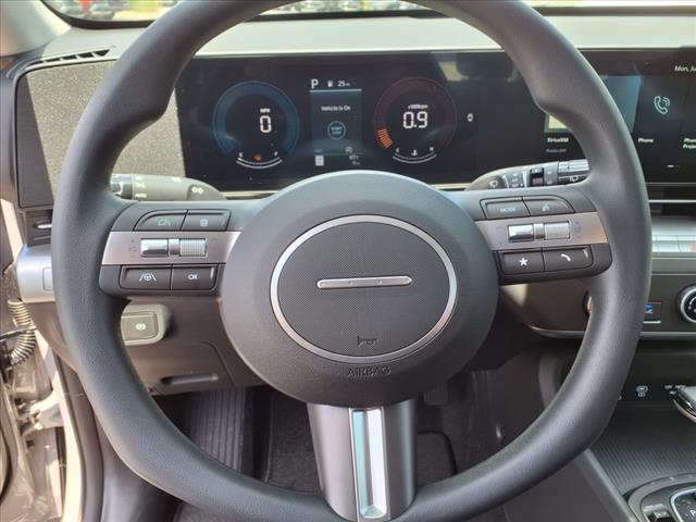 2025 Hyundai KONA SE