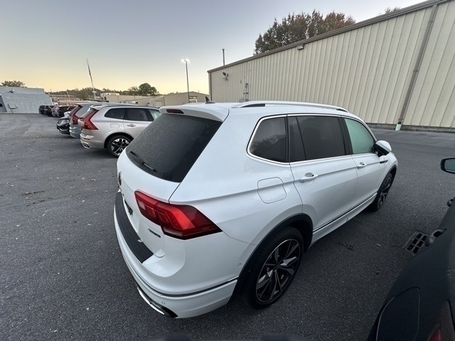 2022 Volkswagen Tiguan 2.0T SEL R-Line