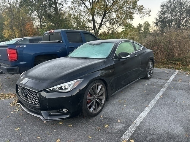 2022 INFINITI Q60 Red Sport 400