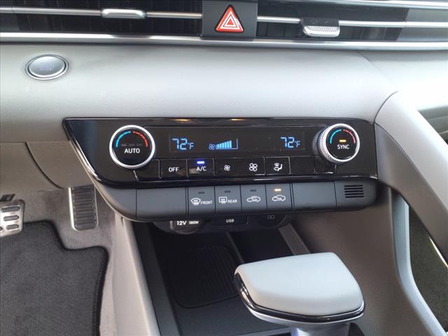 2025 Hyundai ELANTRA SEL
