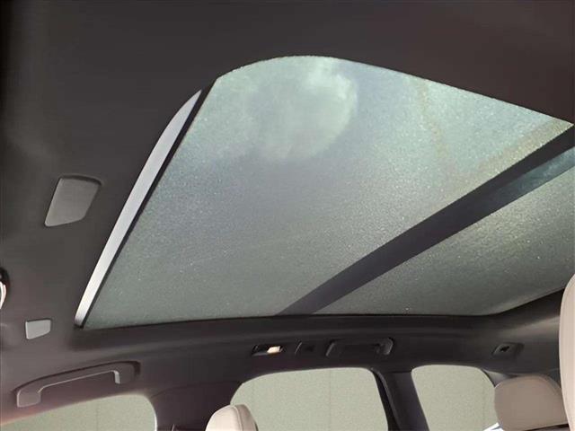 2026 Volvo XC60 B5 Plus Dark Theme