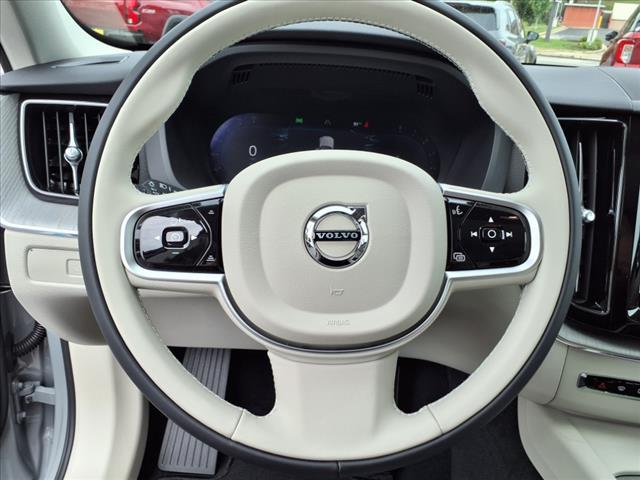 2025 Volvo XC60 