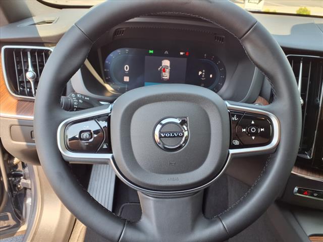 2025 Volvo XC60 
