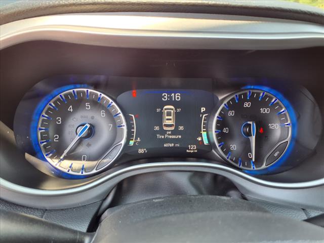 2024 Chrysler Pacifica Touring