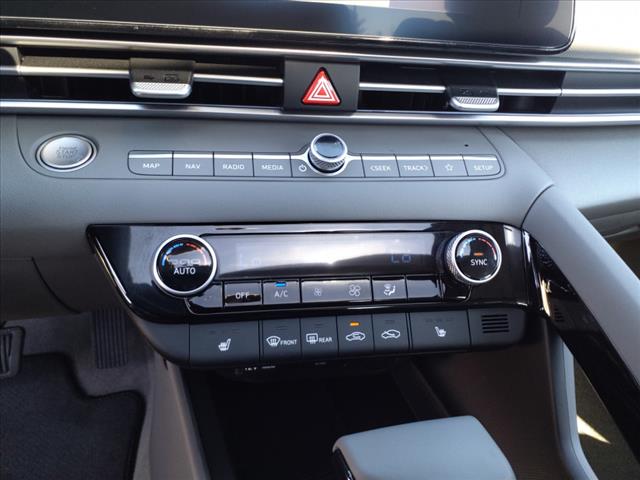 2025 Hyundai ELANTRA SEL