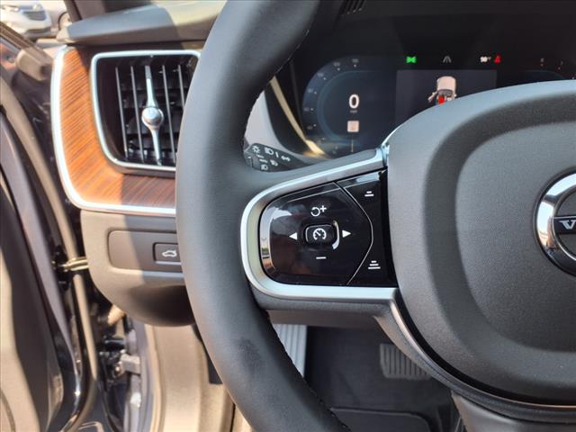 2025 Volvo XC60 