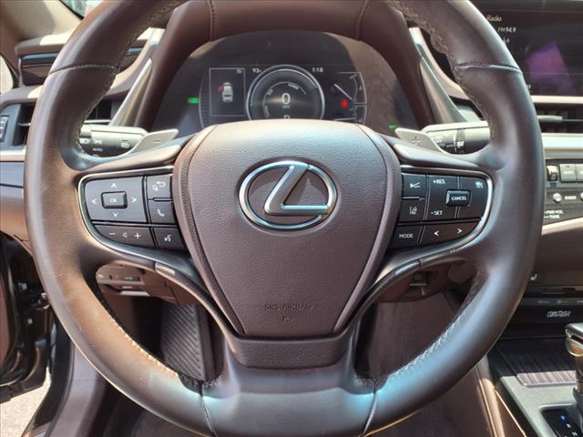 2021 Lexus ES 300h 300h