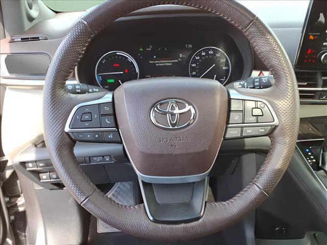 2021 Toyota Sienna Platinum 7 Passenger