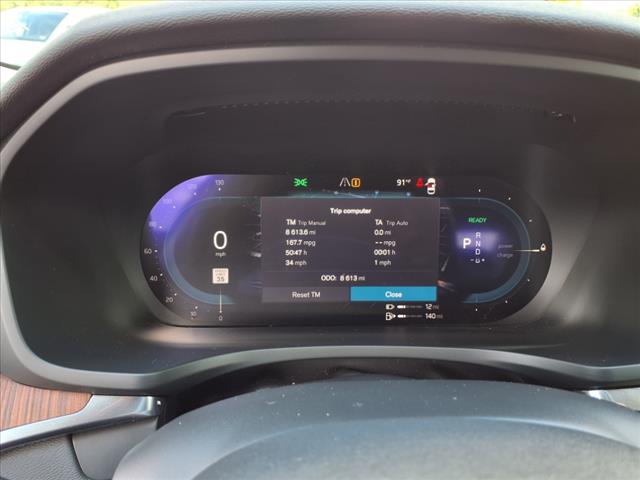 2024 Volvo S60 Recharge T8 Plus Dark Theme