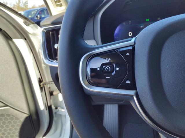 2025 Volvo V90 Cross Country B6