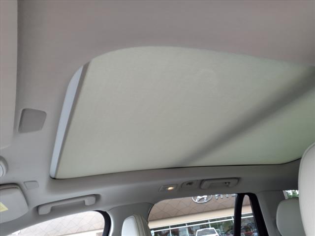 2024 Volvo XC90 B6 Plus Bright Theme