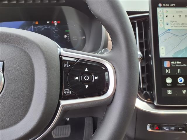 2025 Volvo XC90 T8 Core 7 Passenger 2025.5
