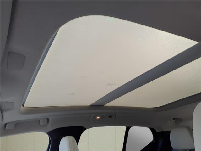 2026 Volvo XC40 B5 Ultra