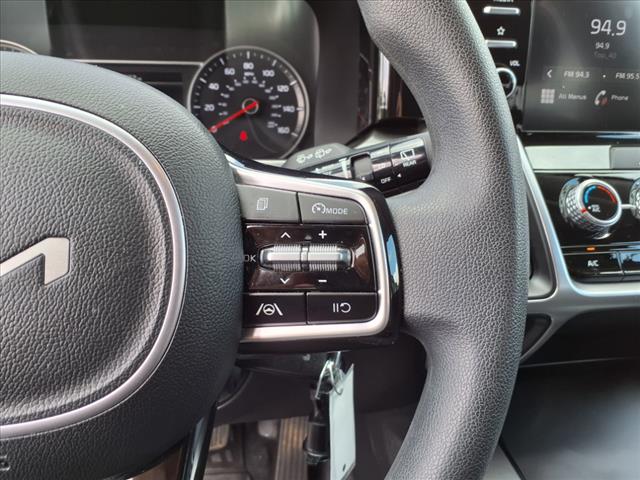2022 Kia Sorento LX
