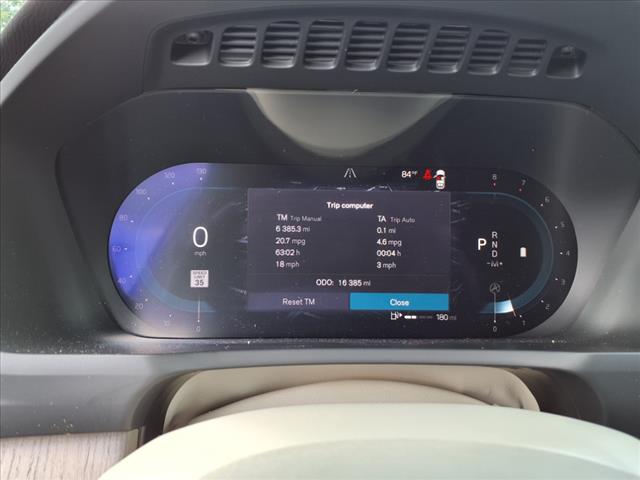 2024 Volvo XC90 B6 Plus Bright Theme