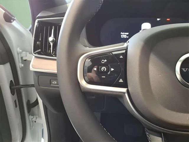 2026 Volvo XC90 T8 Plus 7 Passenger