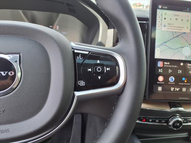 2026 Volvo XC60 T8 Plus