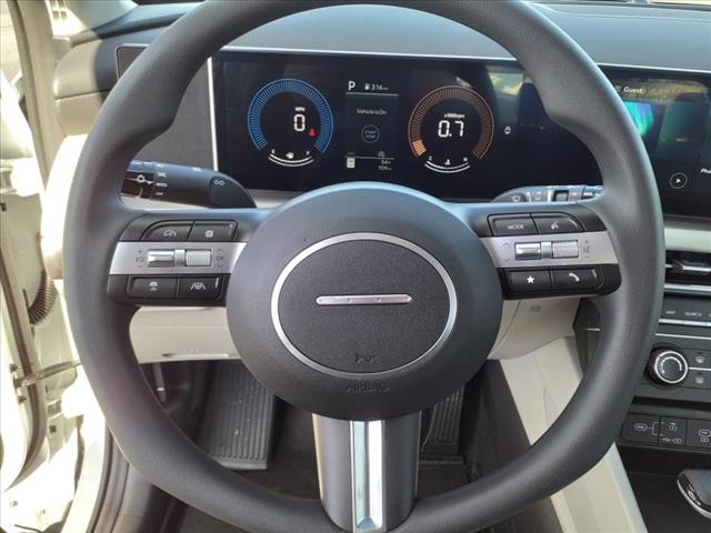2025 Hyundai TUCSON SE