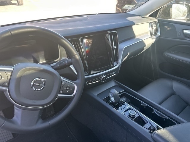 2025 Volvo S60 B5 Core