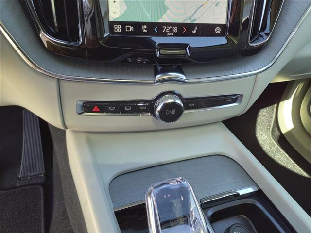 2025 Volvo XC60 T8 Ultra