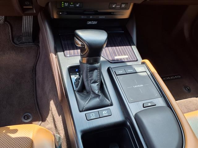 2021 Lexus ES 300h 300h