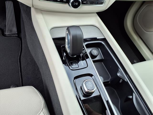 2025 Volvo XC60 