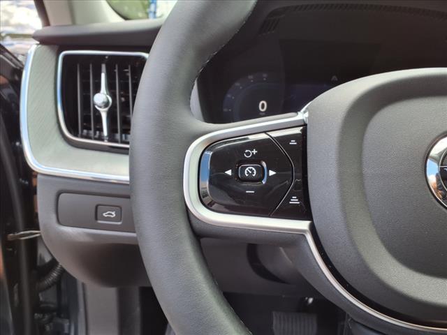 2025 Volvo XC60 