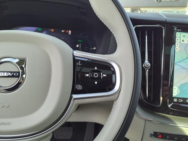 2025 Volvo XC60 T8 Ultra
