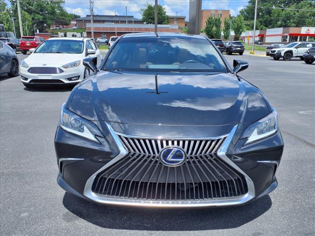 2021 Lexus ES 300h 300h