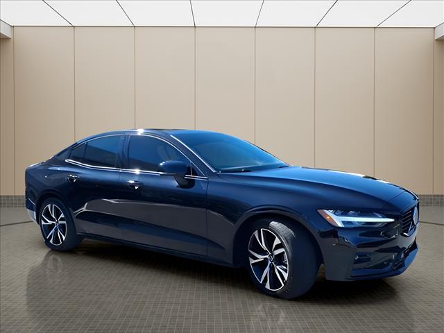 2025 Volvo S60 B5 Core