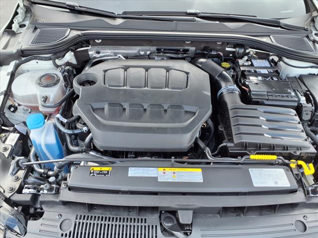 2025 Volkswagen Golf R 2.0T
