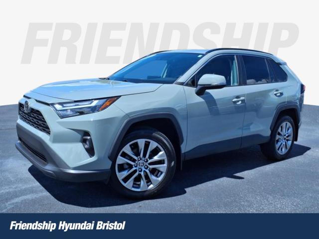 2022 Toyota RAV4 XLE Premium